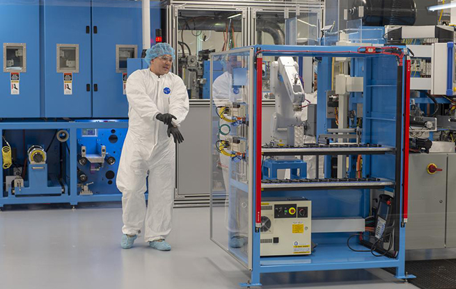 Engineer in battery plant